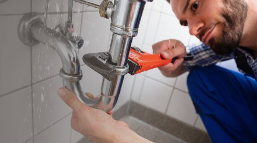 Professional same day plumber services in Sumner, MI